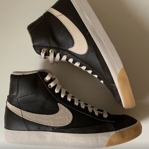 Nike blazer brown leather